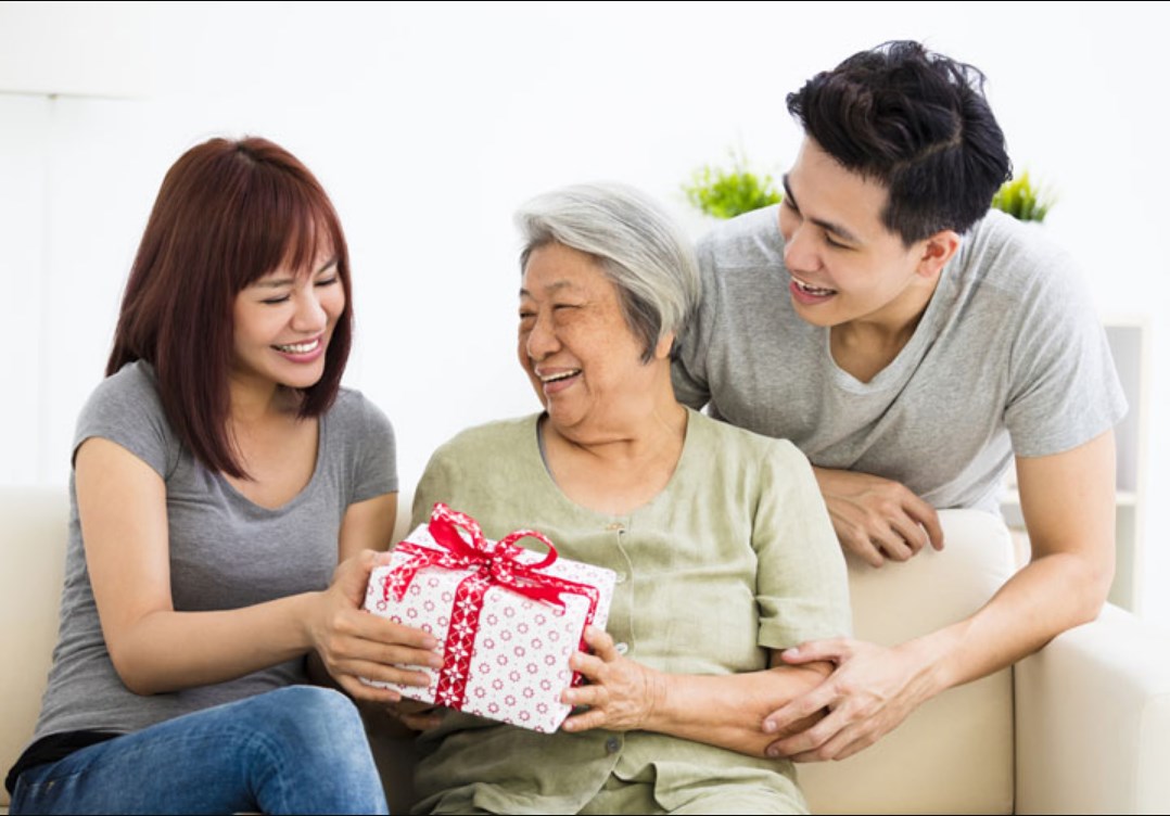 Quà tặng sức khỏe cho cha mẹ